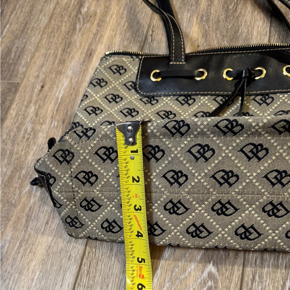Dooney and Bourke cloth and leather square shoulder purse. - Picture 15 of 16